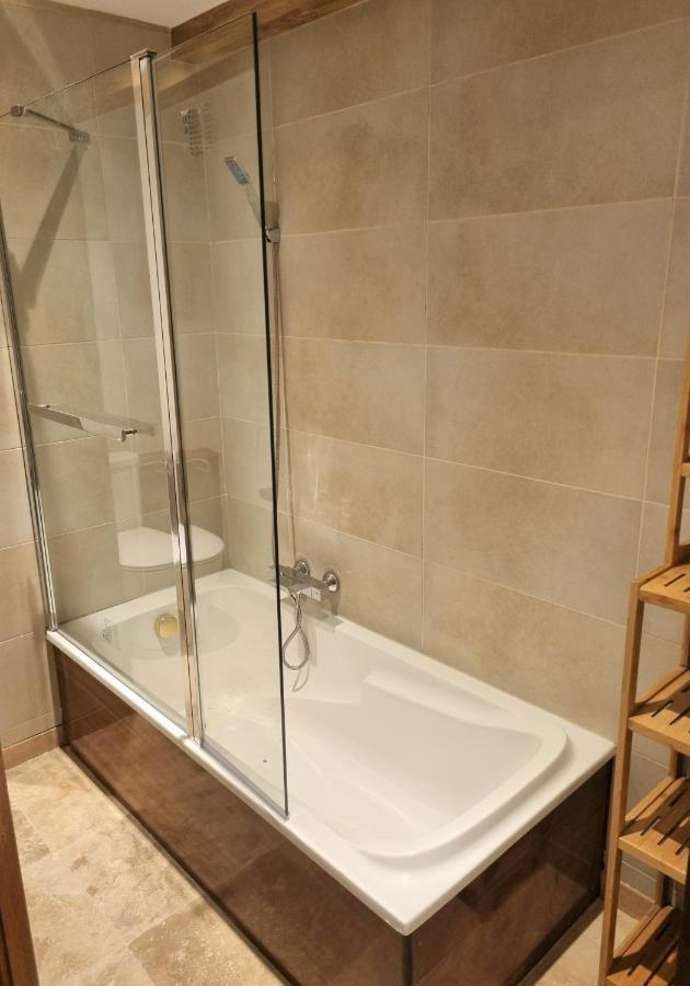 Le Chalet Charbonnières-les-Bains Extérieur photo