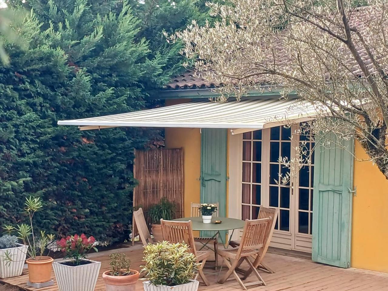 Le Chalet Charbonnières-les-Bains Extérieur photo